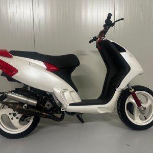 Media 'Piaggio NRG MC2' in album 'Piaggio NRG MC2 1998'