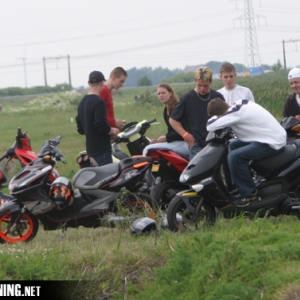 Meeting Grou 2004 #8