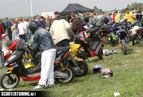 Meeting Grou 2004 #35