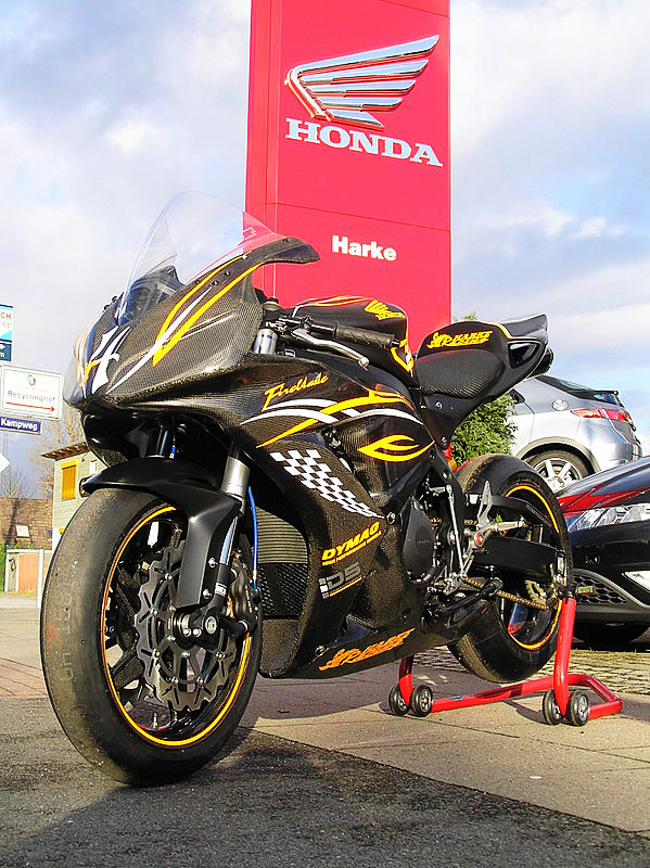 1000RR%20Harke%20P1.jpg