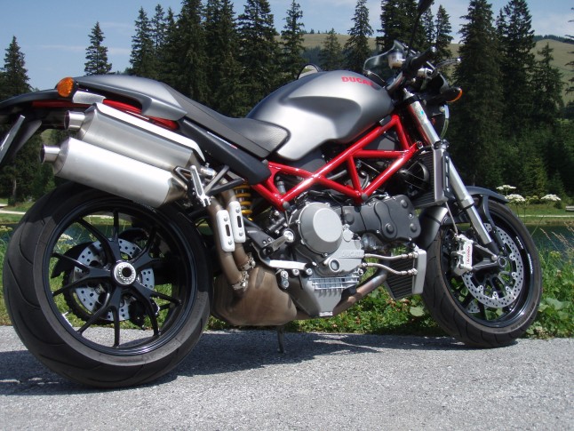 ducati_monster_s4r_P8090091.jpg