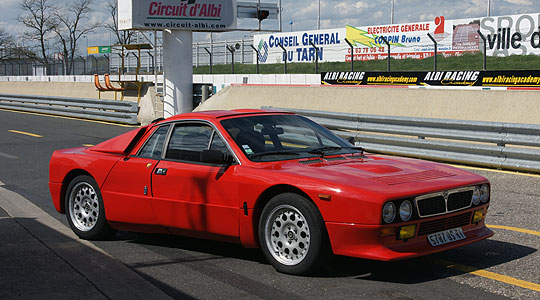 lancia037side.jpg