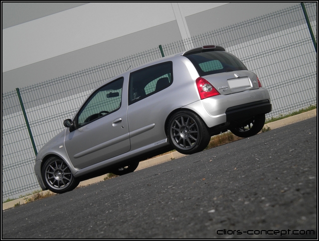 clio-rs1-r-16-1ddeec1.jpg