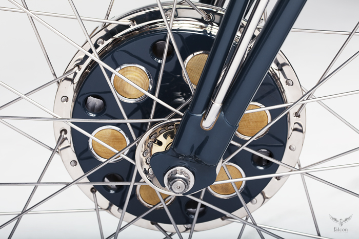 kestrel_falcon_motorcycle_wheel_detail.jpg