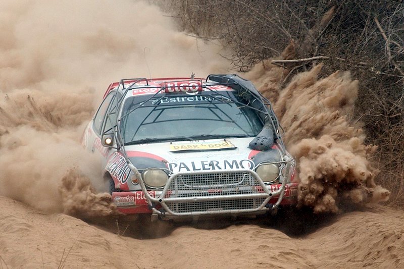 2005_Transchaco_Rally_-_Toyota_Corolla_WRC_-_Francisco_Gorostiaga.jpg